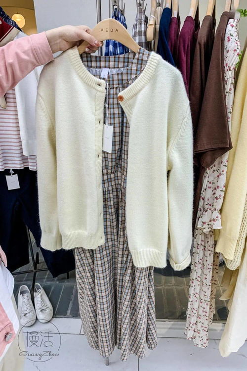 廣州服裝批發(fā)市場又清倉,100元拿下3件,最遲9號結束,撿寶要快點